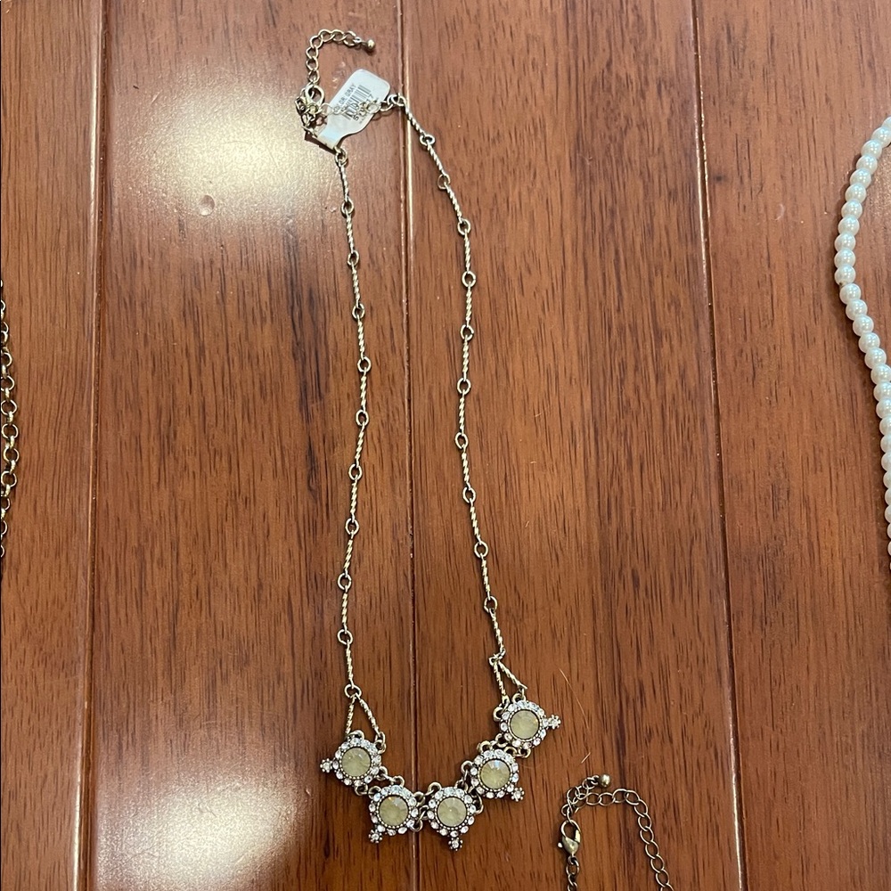 Mixed Necklace Bundle - Picture 7 of 11